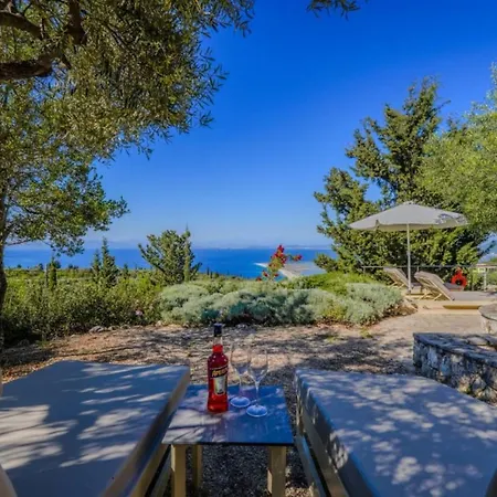 Holiday home Panoramic Ocean Views Jiulita Lefkada Tsoukaladhes